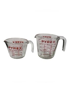 Vtg PYREX 1 & 2 Cup Glass Measuring Cups Set Red Lettering J Handle 8 & 16 Oz